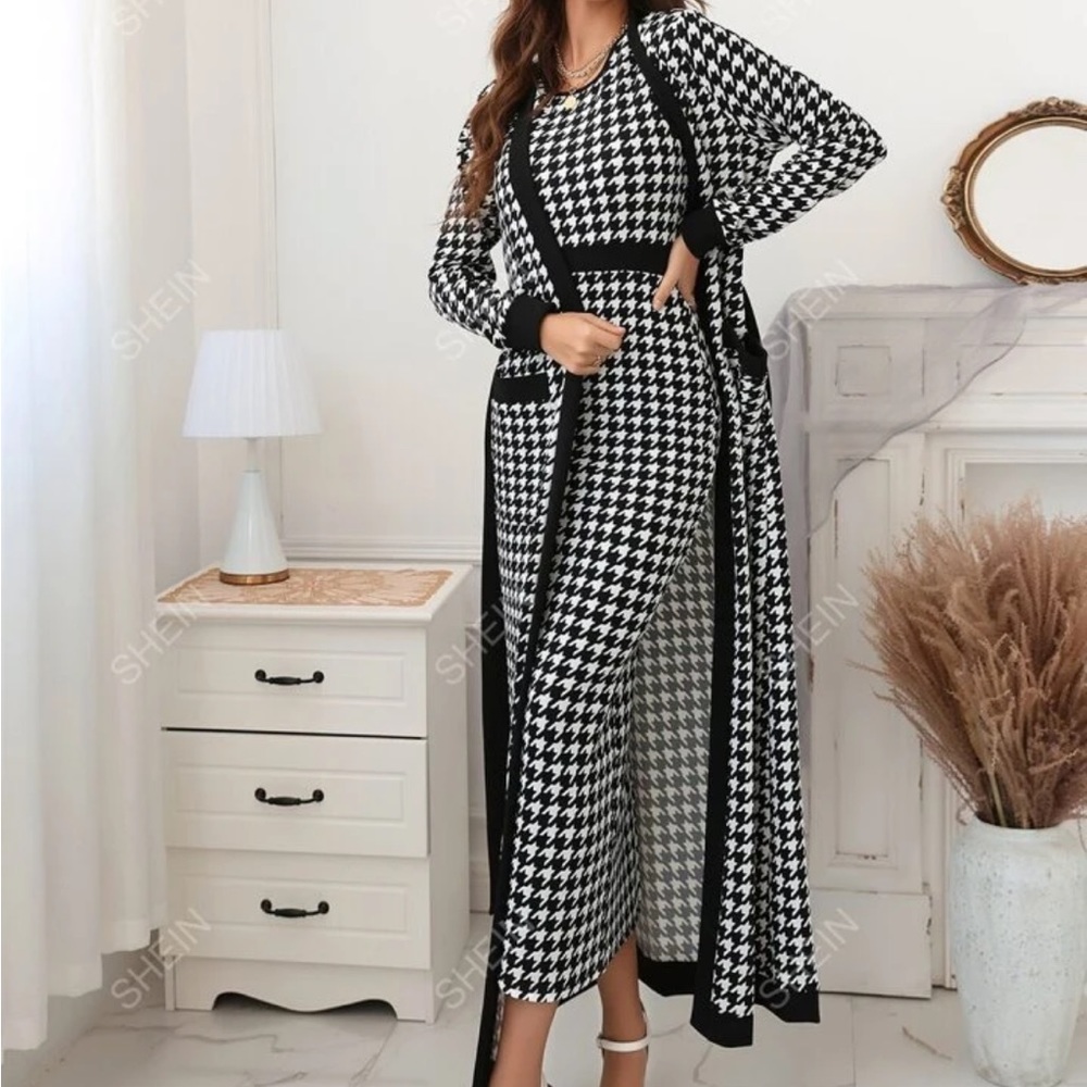 SHEIN Modely Houndstooth Slit Back Bodycon Dress & Patched Pocket Belted Coat